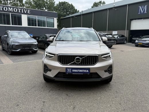Volvo  XC40 1.5 T4 Plug-in hybrid Plus Bright VOLVO DEALER ONDERHOUDEN | PANO| 360 CAMERA| HARMAN KARDON| STO... ActivLease financial lease