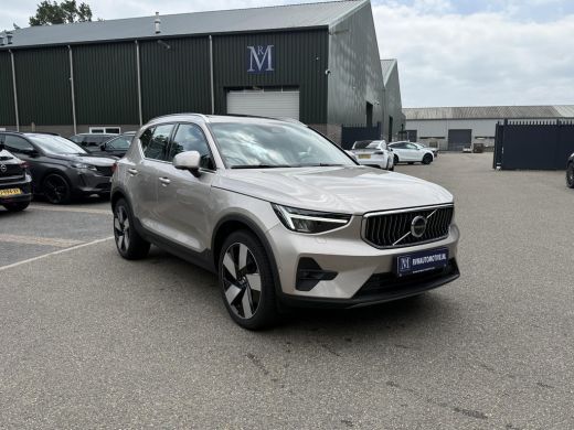 Volvo  XC40 1.5 T4 Plug-in hybrid Plus Bright VOLVO DEALER ONDERHOUDEN | PANO| 360 CAMERA| HARMAN KARDON| STO... ActivLease financial lease