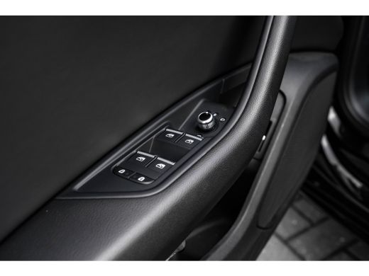 Audi A4 Avant 35 TFSI S edition Competition 150PK | Stoelverw. voor | Parkeer hulp voor & achter | Sfeerv... ActivLease financial lease