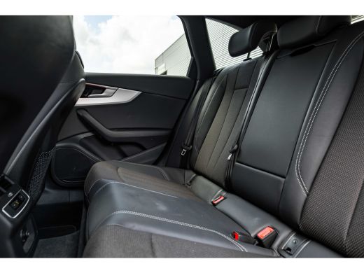Audi A4 Avant 35 TFSI S edition Competition 150PK | Stoelverw. voor | Parkeer hulp voor & achter | Sfeerv... ActivLease financial lease