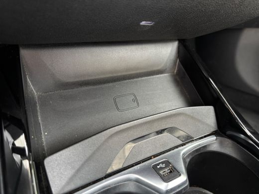 BMW 1 Serie 118i Executive Edition | M Pakket | Leer | Apple Carplay | Sfeerverlichting | Parkeersensoren ActivLease financial lease