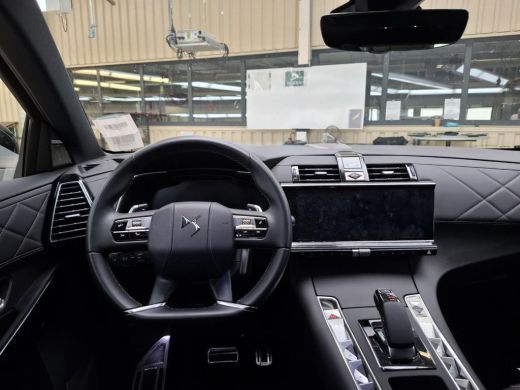 DS DS 7 1.6 PHEV 300 4x4 Pallas | Schuif-/Kanteldak | Vol-Leder | Stoelverwarming | Elektr. Stoelen | Nav... ActivLease financial lease