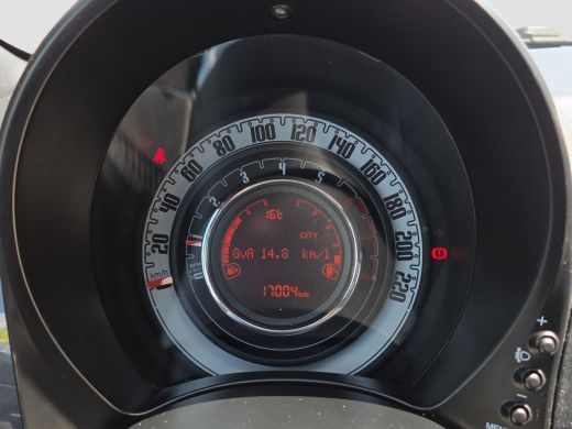Fiat 500 1.0 Hybrid Full map navigatie | Carplay/android auto | Parkeersensoren | DAB | Airco | Lm velgen | ActivLease financial lease