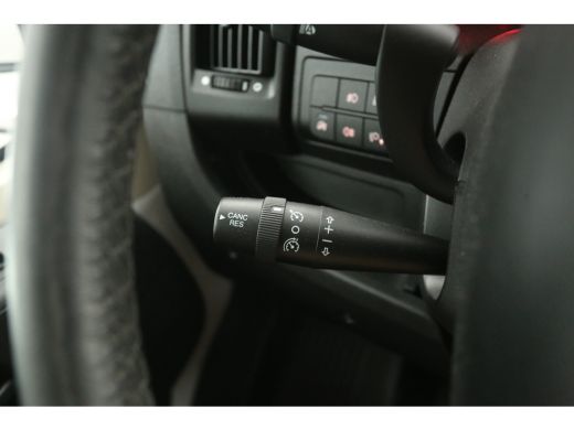 Fiat Ducato 2.2 MultiJet L3H2 | Airco | Cruise | Camera | Carplay | 3 Zits | Navi | LED ActivLease financial lease