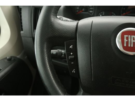 Fiat Ducato 2.2 MultiJet L3H2 | Airco | Cruise | Camera | Carplay | 3 Zits | Navi | LED ActivLease financial lease
