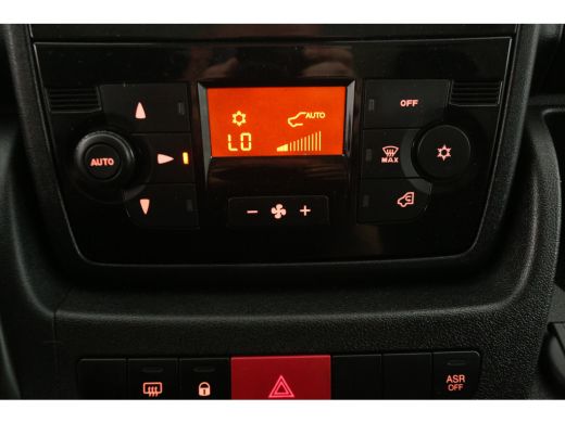 Fiat Ducato 2.2 MultiJet L3H2 | Airco | Cruise | Camera | Carplay | 3 Zits | Navi | LED ActivLease financial lease