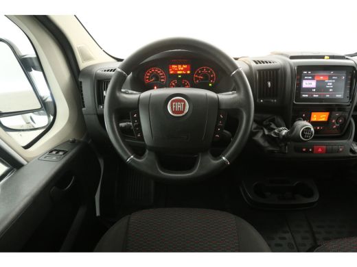 Fiat Ducato 2.2 MultiJet L3H2 | Airco | Cruise | Camera | Carplay | 3 Zits | Navi | LED ActivLease financial lease
