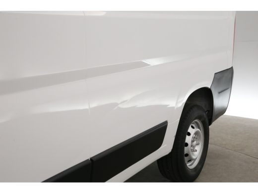Fiat Ducato 2.2 MultiJet L3H2 | Airco | Cruise | Camera | Carplay | 3 Zits | Navi | LED ActivLease financial lease