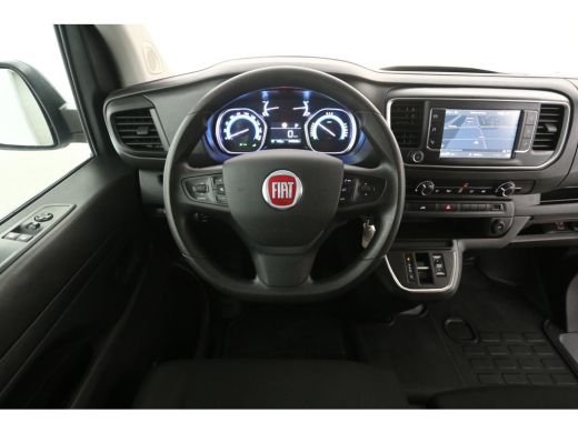 Fiat E-Scudo L2H1 75 kWh | Snelladen | SOH 96% | Airco | Camera | Cruise | 3 Zits | Trekhaak | Carplay ActivLease financial lease