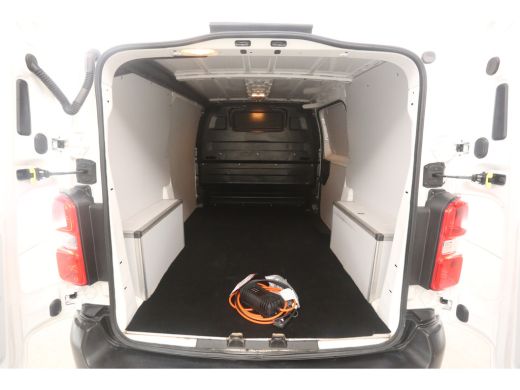 Fiat E-Scudo Opel Vivaro-e 75 kWh L2H1 | Snelladen | SOH 87% | Airco | Cruise | 3 Zits | Carplay | Parkeersens. ActivLease financial lease