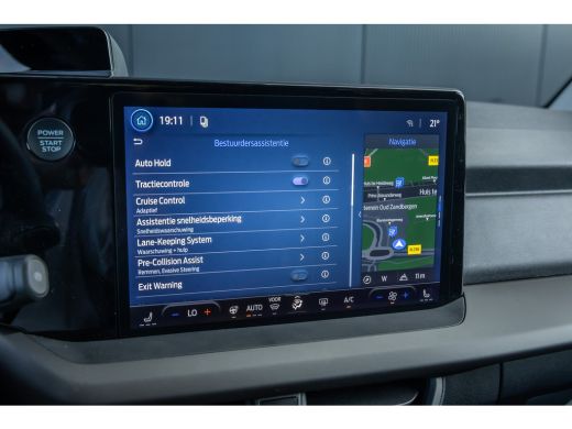 Ford Tourneo Courier Courier BEV Titanium | &euro;7.535,- korting !! | Driver Assistance Pack incl. navigatie | Trekhaak | ... ActivLease financial lease