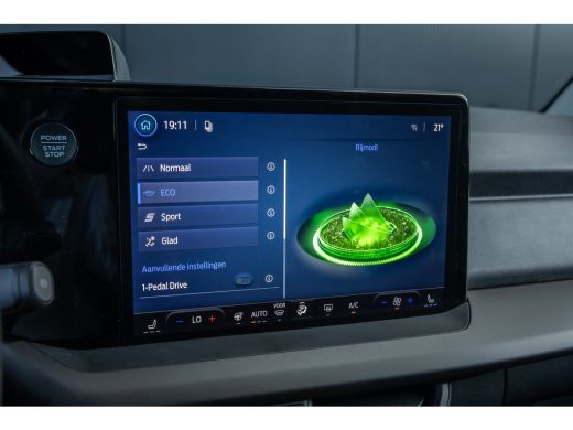 Ford Tourneo Courier Courier BEV Titanium | &euro;7.535,- korting !! | Driver Assistance Pack incl. navigatie | Trekhaak | ... ActivLease financial lease