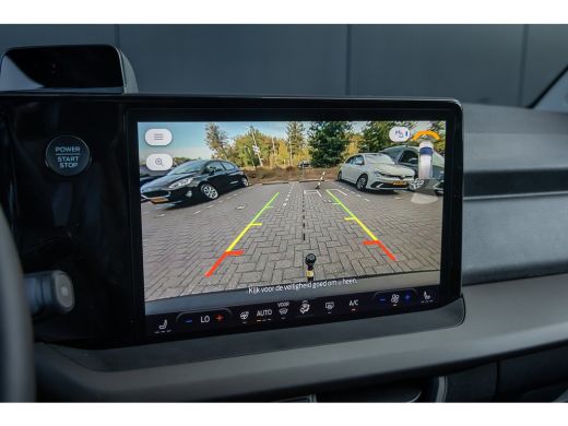 Ford Tourneo Courier Courier BEV Titanium | &euro;7.535,- korting !! | Driver Assistance Pack incl. navigatie | Trekhaak | ... ActivLease financial lease