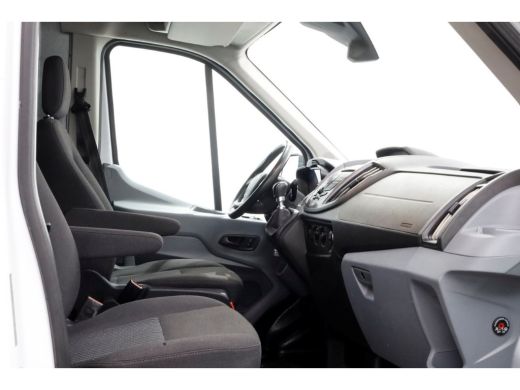 Ford Transit 350 2.0 TDCI 130pk L3H2 Trend Inrichting/230V/Trekhaak 2800kg 07-2020 ActivLease financial lease