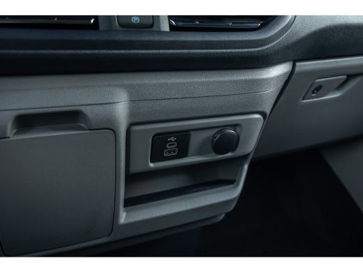 Ford Transit Custom Kombi 340 2.5 PHEV L2H1 Limited | 8-Persoons | | LMV 16'' | Stoel en Stuurverwarming | Parkeercamera ActivLease financial lease