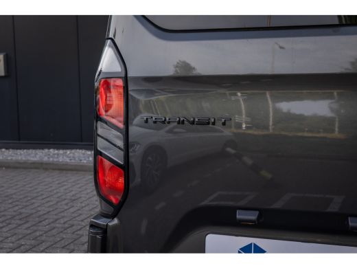 Ford Transit Custom Kombi 340 2.5 PHEV L2H1 Limited | 8-Persoons | | LMV 16'' | Stoel en Stuurverwarming | Parkeercamera ActivLease financial lease