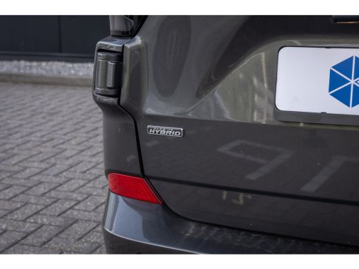 Ford Transit Custom Kombi 340 2.5 PHEV L2H1 Limited | 8-Persoons | | LMV 16'' | Stoel en Stuurverwarming | Parkeercamera ActivLease financial lease