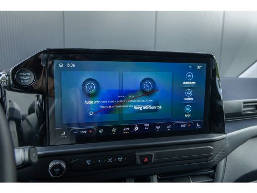 Ford Transit Custom Kombi 340 2.5 PHEV L2H1 Limited | 8-Persoons | | LMV 16'' | Stoel en Stuurverwarming | Parkeercamera ActivLease financial lease