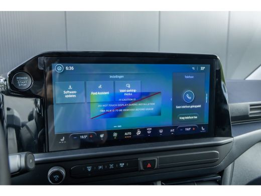 Ford Transit Custom Kombi 340 2.5 PHEV L2H1 Limited | 8-Persoons | | LMV 16'' | Stoel en Stuurverwarming | Parkeercamera ActivLease financial lease