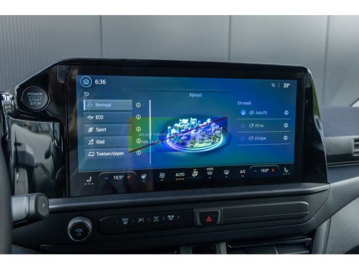 Ford Transit Custom Kombi 340 2.5 PHEV L2H1 Limited | 8-persoons | | Achteruitrijcamera | Airco (automatisch) | Keyle... ActivLease financial lease