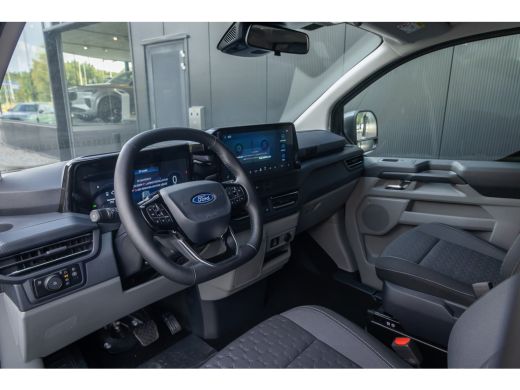Ford Transit Custom Kombi 340 2.5 PHEV L2H1 Limited | 8-persoons | | Achteruitrijcamera | Airco (automatisch) | Keyle... ActivLease financial lease