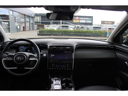 Hyundai Tucson 1.6 T-GDI 265pk PHEV Premium Sky 4WD | Schuifkanteldak | 360 camera | Lederen bekleding | | Achte... ActivLease financial lease