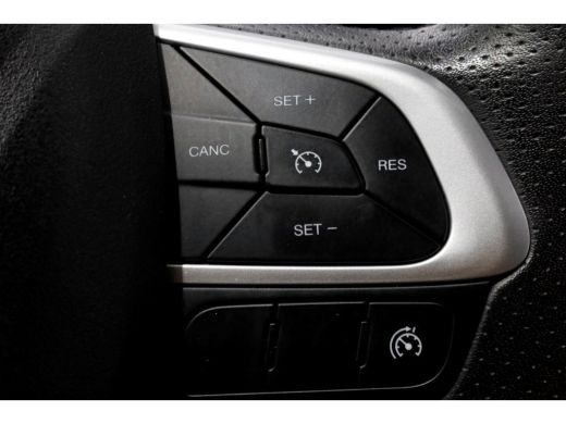 Iveco Daily 35S16 3.0 160pk HiMatic Automaat Bakwagen met laadklep en zijdeur 02-2024 ActivLease financial lease