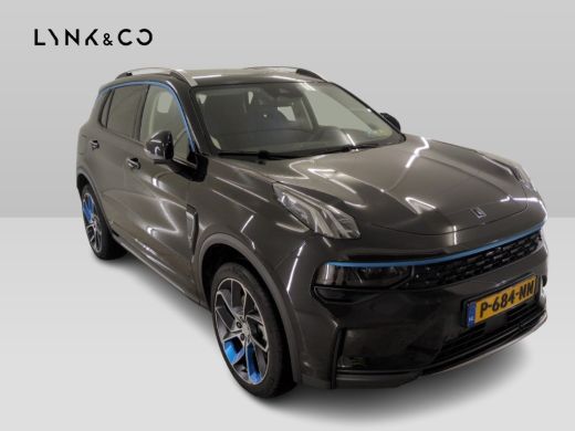 Lynk & Co 01 1.5 262pk Plug-in Adapt.Cruise Pano Carplay Trekhaakmeerprijs ActivLease financial lease