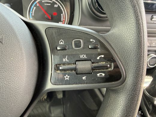 Mercedes-Benz eCitan 112 51 kWh L1 284kkm WLTP Camera MBUX Trekhaak 75kW Snelladen Apple Carplay Cruise Control ActivLease financial lease