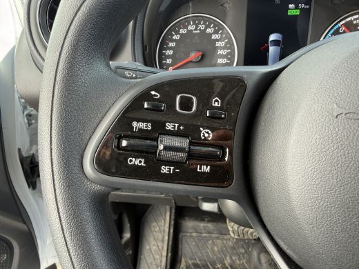 Mercedes-Benz eCitan 112 51kWh L2 285 WLTP 98,1% (SOH) Camera MBUX Trekhaak 75kW Snelladen Apple Carplay Cruise Control ActivLease financial lease