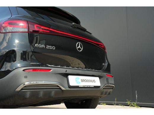 Mercedes-Benz EQA 250 AMG Line 190PK | AMG Styling | Achteruitrijcamera | Cruise | Carplay | ActivLease financial lease