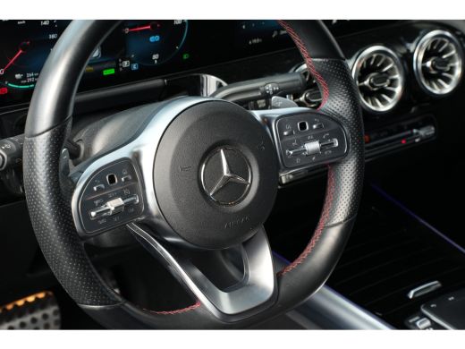 Mercedes-Benz EQA 250 AMG Line 190PK | AMG Styling | Achteruitrijcamera | Cruise | Carplay | ActivLease financial lease