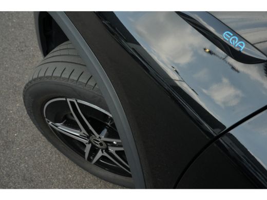 Mercedes-Benz EQA 250 AMG Line 190PK | AMG Styling | Achteruitrijcamera | Cruise | Carplay | ActivLease financial lease