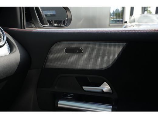 Mercedes-Benz EQA 250 AMG Line 190PK | AMG Styling | Achteruitrijcamera | Cruise | Carplay | ActivLease financial lease