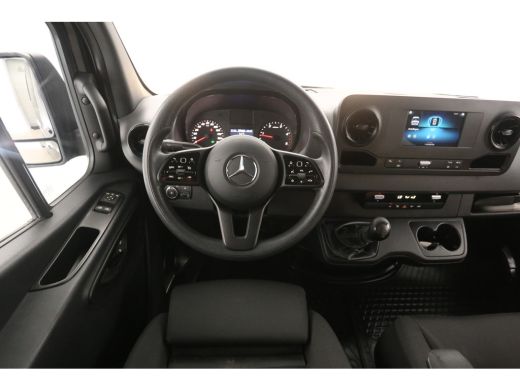 Mercedes-Benz Sprinter 314 2.2 CDI L2H2 | Airco | 360&deg; Camera | Cruise | Carplay | 3 Zits | Parkeersens. ActivLease financial lease