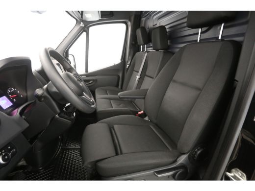 Mercedes-Benz Sprinter 314 2.2 CDI L2H2 | Airco | 360&deg; Camera | Cruise | Carplay | 3 Zits | Parkeersens. ActivLease financial lease