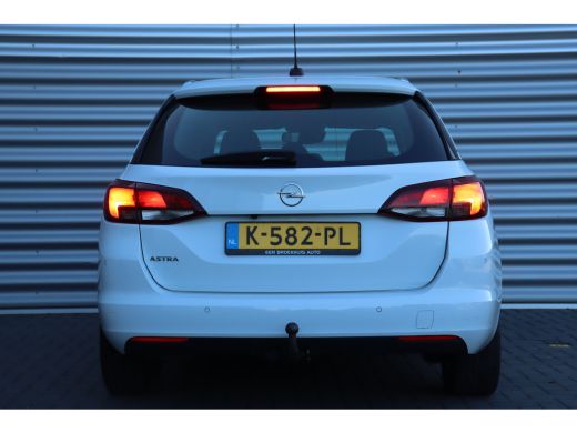 Opel Astra Sports Tourer 1.2 TURBO 130PK BUSINESS ELEGANCE / NAVI / LEDER / CLIMA / AGR / PDC / 16" LMV / CA... ActivLease financial lease