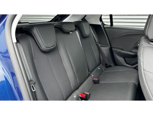 Opel Corsa 1.2 75PK 5-DRS ELEGANCE GS-LINE / NAVI / LEDER / CLIMA / LED / PDC / 17" LMV / UNIEK / CAMERA / P... ActivLease financial lease