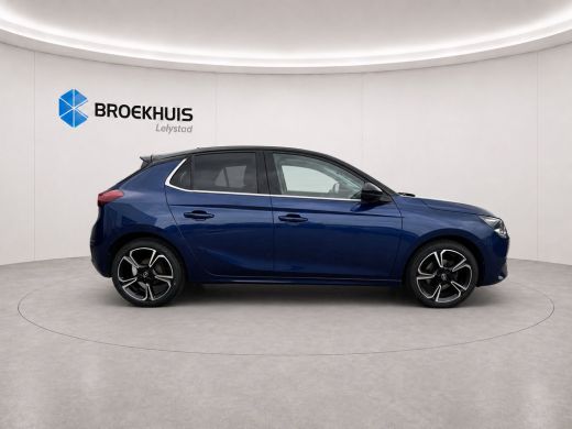 Opel Corsa 1.2 75PK 5-DRS ELEGANCE GS-LINE / NAVI / LEDER / CLIMA / LED / PDC / 17" LMV / UNIEK / CAMERA / P... ActivLease financial lease