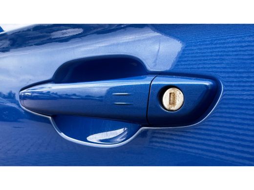 Opel Corsa 1.2 TURBO 100PK GS / NAVI / LEDER / CLIMA / LED / PDC / 16" LMV / CAMERA / KEYLESS !! ActivLease financial lease