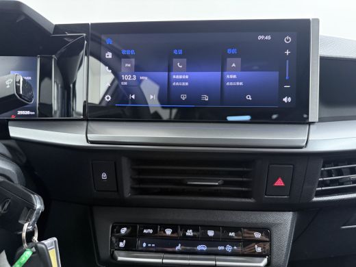 Opel Frontera Electric GS 44 kWh Navigatie / Camera / LED / 17"LMV ActivLease financial lease