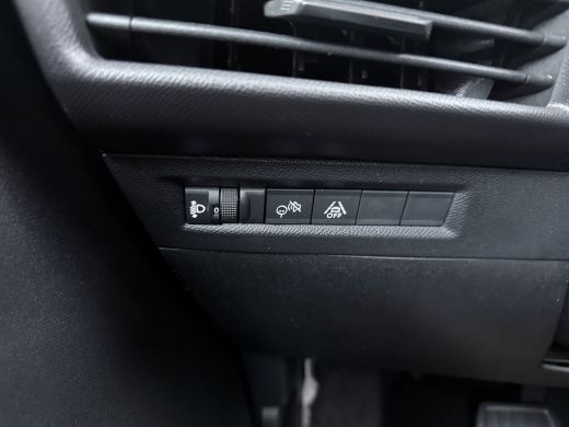 Opel Frontera Electric GS 44 kWh Navigatie / Camera / LED / 17"LMV ActivLease financial lease