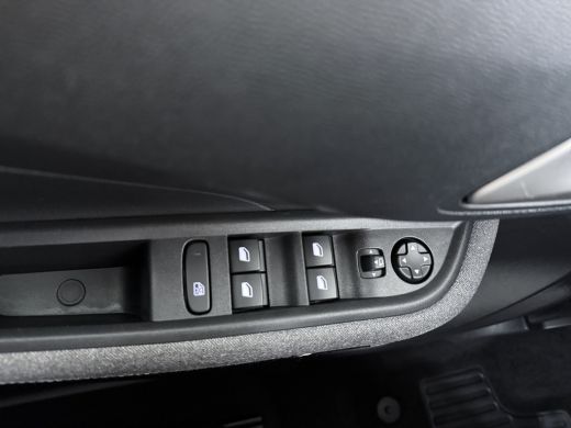 Opel Frontera Electric GS 44 kWh Navigatie / Camera / LED / 17"LMV ActivLease financial lease