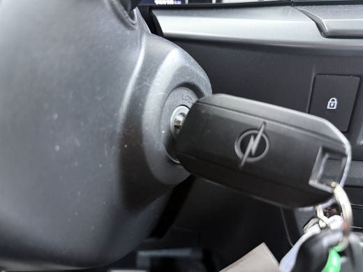 Opel Frontera Electric GS 44 kWh Navigatie / Camera / LED / 17"LMV ActivLease financial lease