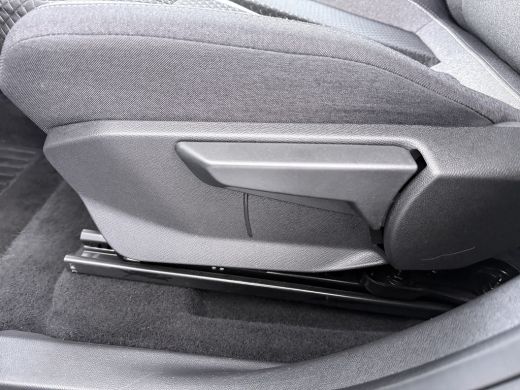 Opel Frontera Electric GS 44 kWh Navigatie / Camera / LED / 17"LMV ActivLease financial lease
