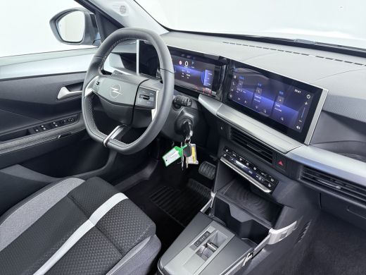 Opel Frontera Electric GS 44 kWh Navigatie / Camera / LED / 17"LMV ActivLease financial lease