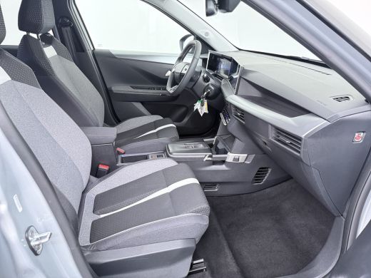 Opel Frontera Electric GS 44 kWh Navigatie / Camera / LED / 17"LMV ActivLease financial lease