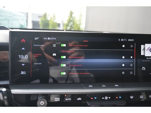 Opel Grandland Ultimate AWD 73 kWh tot 8 Jaar Garantie | 100% SOH | Schuif-/Kanteldak | Leder | Massagestoelen |... ActivLease financial lease