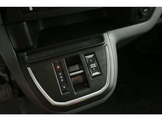 Opel Vivaro-e 75 kWh L2H1 | Snelladen | SOH 90% | Airco | Cruise | Camera | Carplay | Parkeersens. ActivLease financial lease