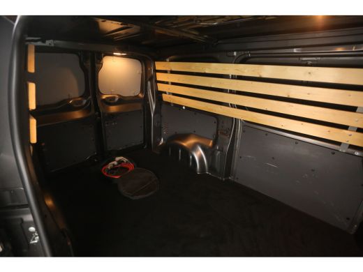 Opel Vivaro-e 75 kWh L2H1 | Snelladen | SOH 90% | Airco | Cruise | Camera | Carplay | Parkeersens. ActivLease financial lease